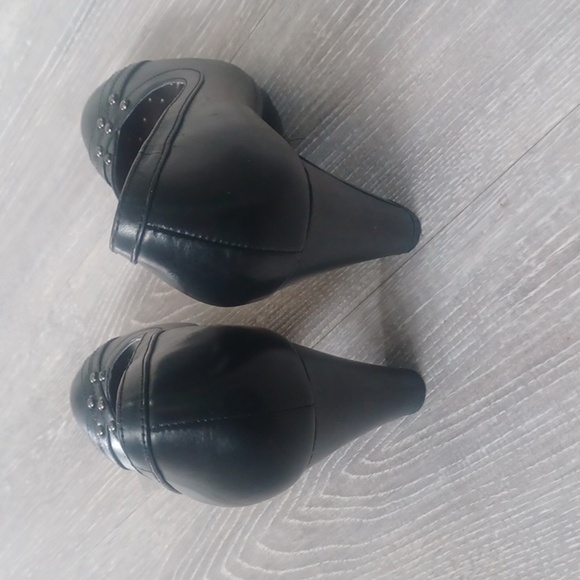 Blondo “Be Comfortable)” Black Women's Pumps 7.5 - Picture 2 of 7